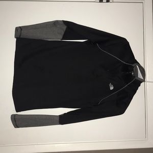 North face women’s pull over sweater size S